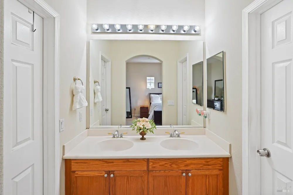 40 Moon Shadow Drive Milpitas, CA 95035