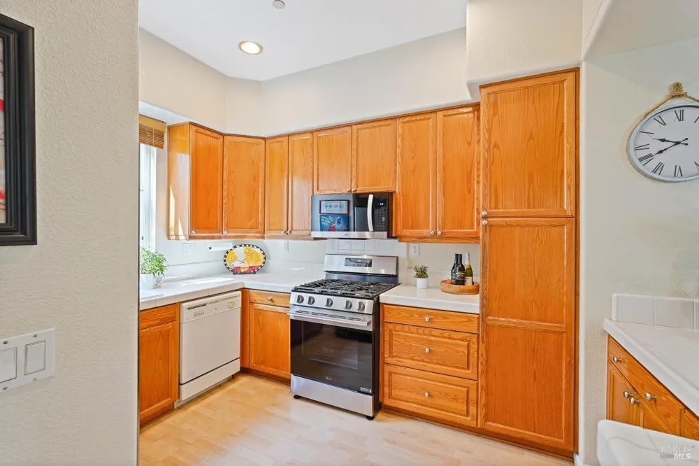 40 Moon Shadow Drive Milpitas, CA 95035