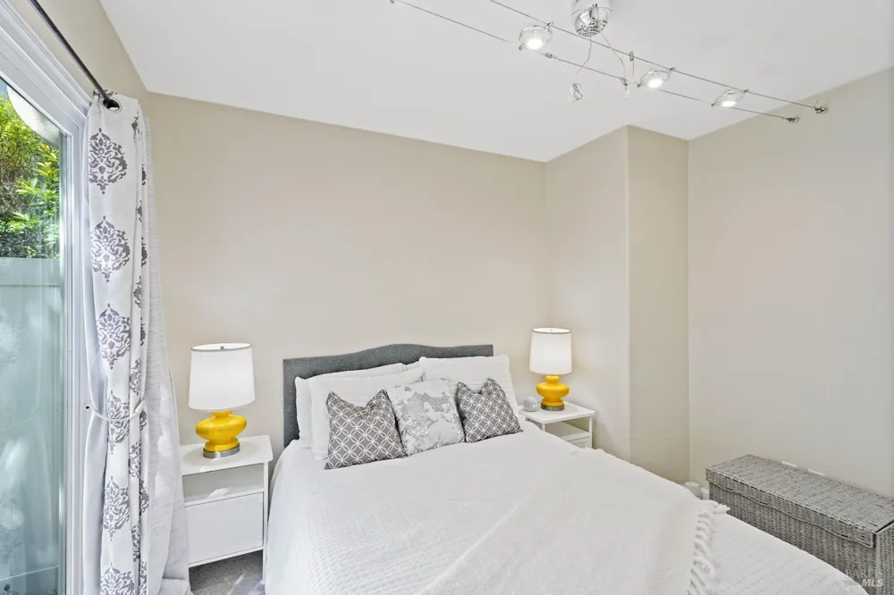 40 Moon Shadow Drive Milpitas, CA 95035