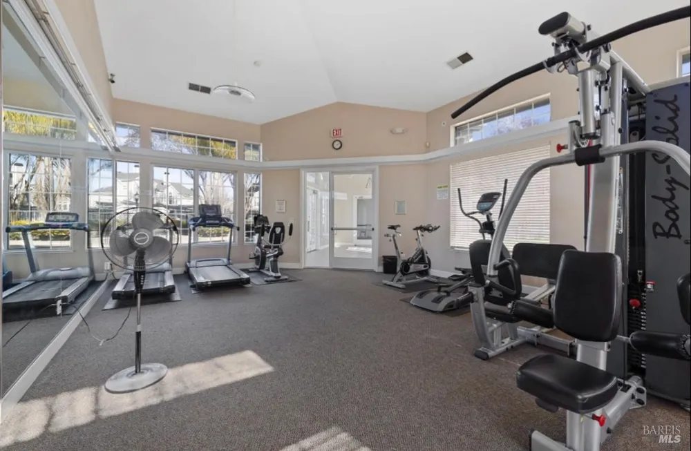605 Laurel Grove Circle Circle Santa Rosa, CA 95407