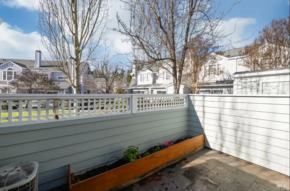 605 Laurel Grove Circle Circle Santa Rosa, CA 95407