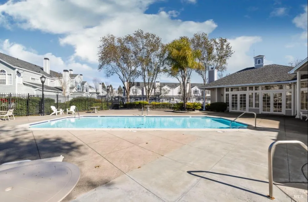 605 Laurel Grove Circle Circle Santa Rosa, CA 95407