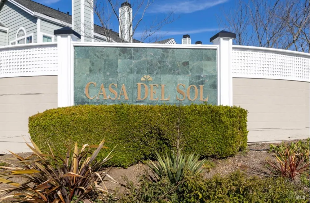 605 Laurel Grove Circle Circle Santa Rosa, CA 95407