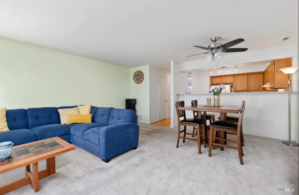 605 Laurel Grove Circle Circle Santa Rosa, CA 95407