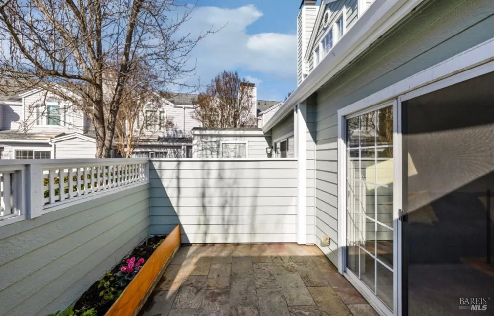 605 Laurel Grove Circle Circle Santa Rosa, CA 95407