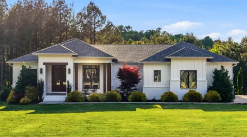 2275 River Bluffs Drive