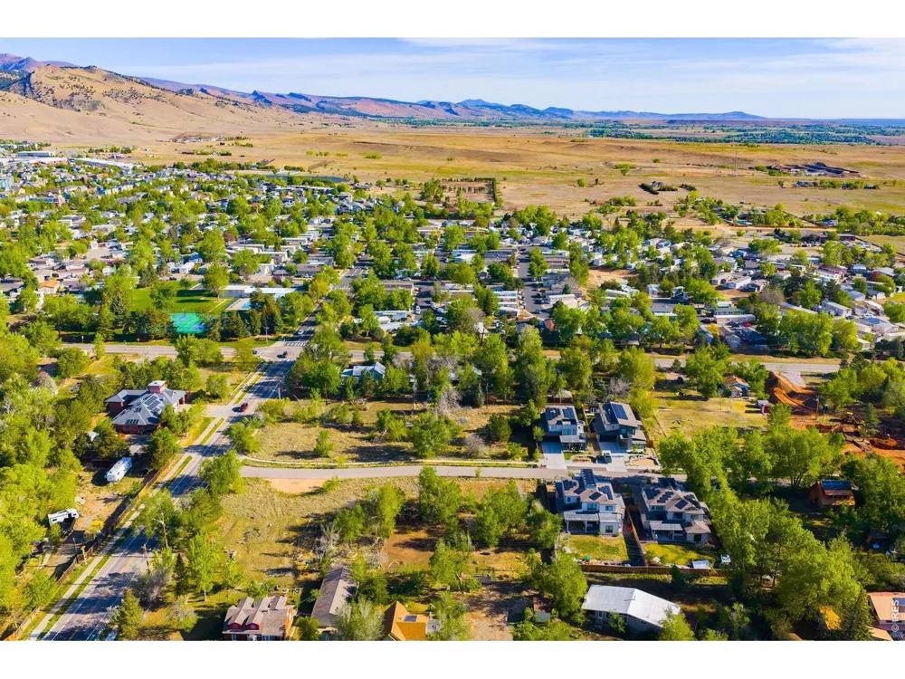 1952 Vine Avenue Boulder, CO 80304