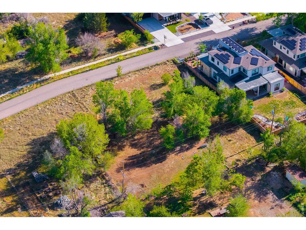 1952 Vine Avenue Boulder, CO 80304