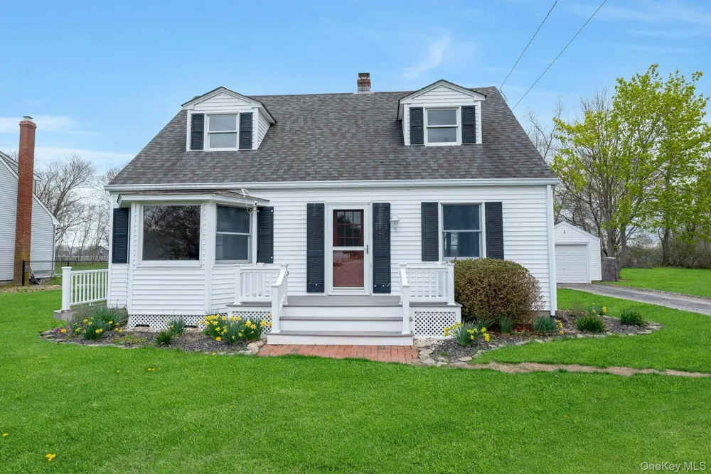 28 (aka 710) Sound Road Greenport, NY 11944