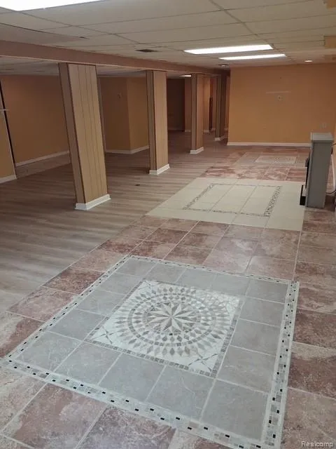 24231 Jerome Street Oak Park City, MI 48237