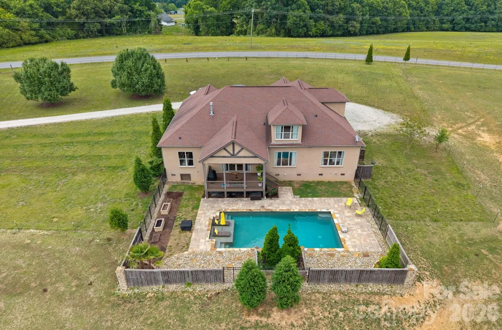 2151 Brown Chapel Road Catawba, NC 28609