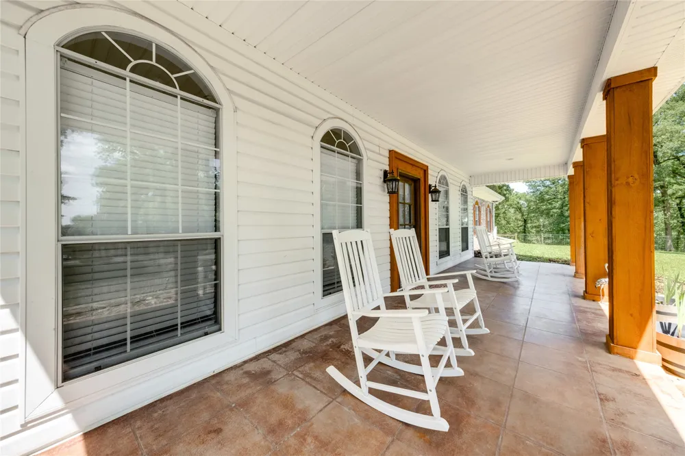 231 An County Road 2105 Palestine, TX 75801