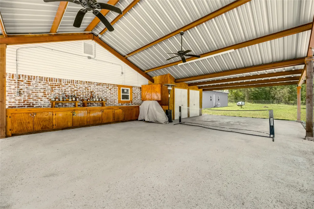 231 An County Road 2105 Palestine, TX 75801