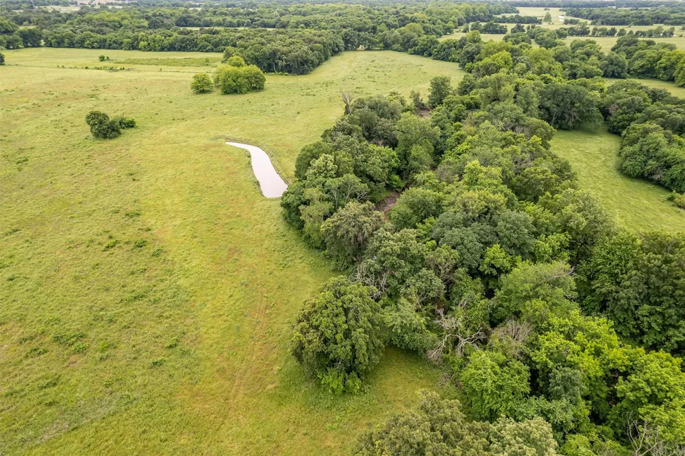 5286 County Road 4502 Wolfe City, TX 75496