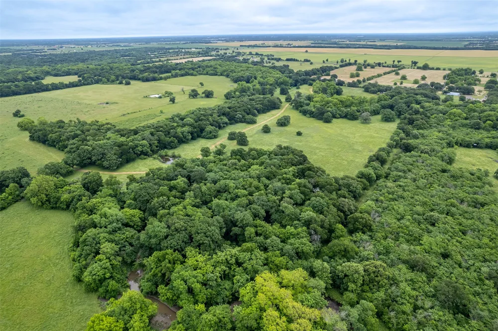 5286 County Road 4502 Wolfe City, TX 75496