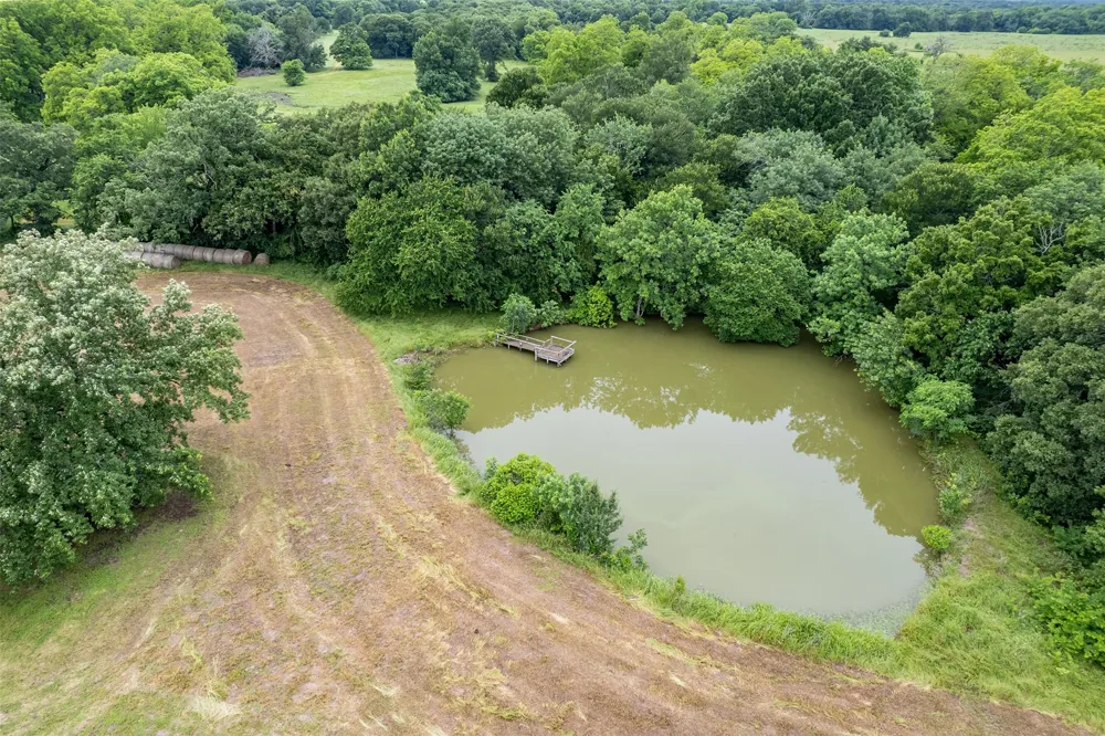 5286 County Road 4502 Wolfe City, TX 75496