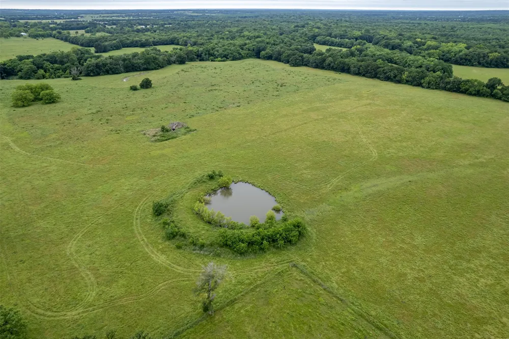 5286 County Road 4502 Wolfe City, TX 75496
