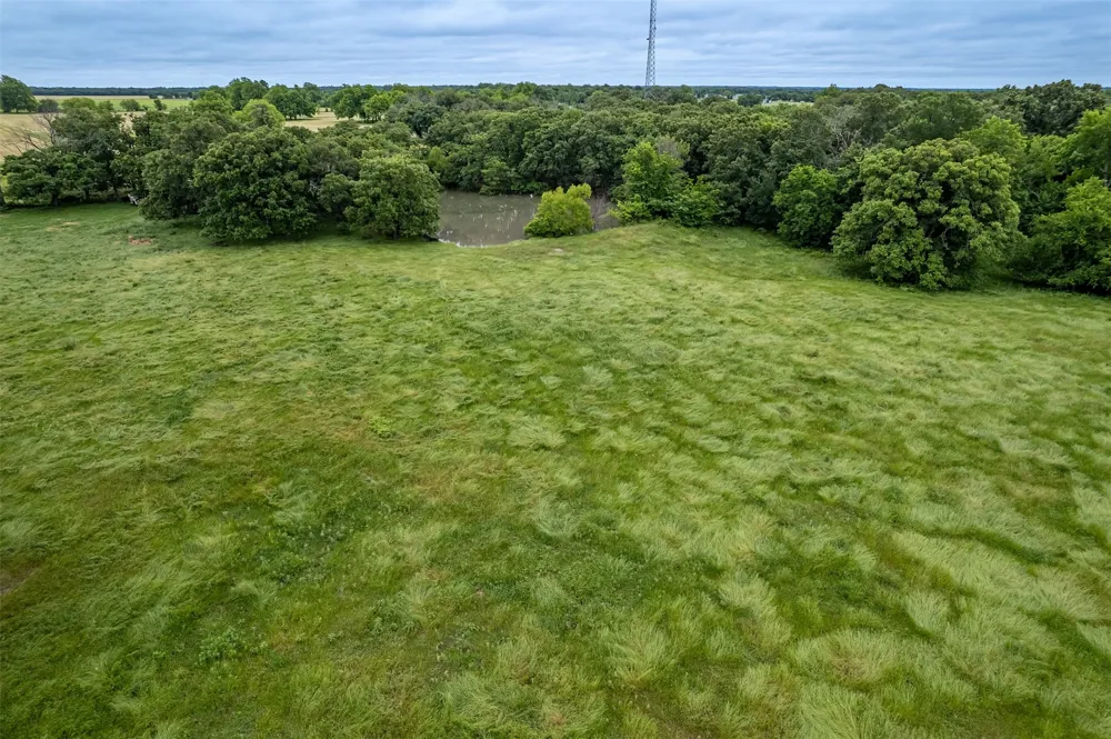 5286 County Road 4502 Wolfe City, TX 75496
