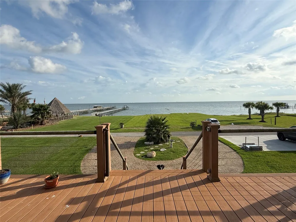 2609 Avenue A San Leon, TX 77539