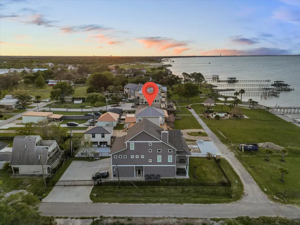 2609 Avenue A San Leon, TX 77539