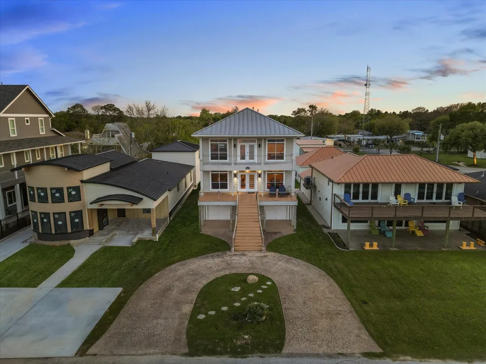 2609 Avenue A San Leon, TX 77539
