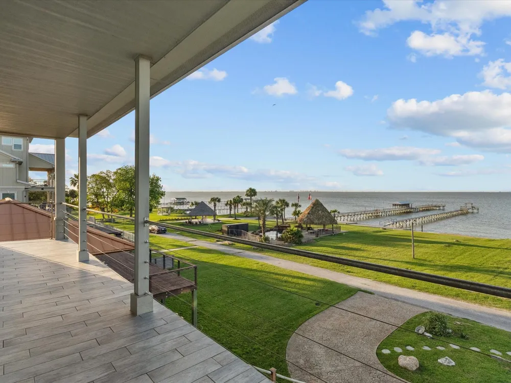 2609 Avenue A San Leon, TX 77539