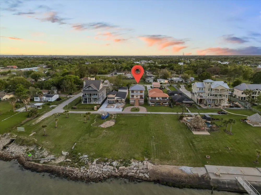 2609 Avenue A San Leon, TX 77539