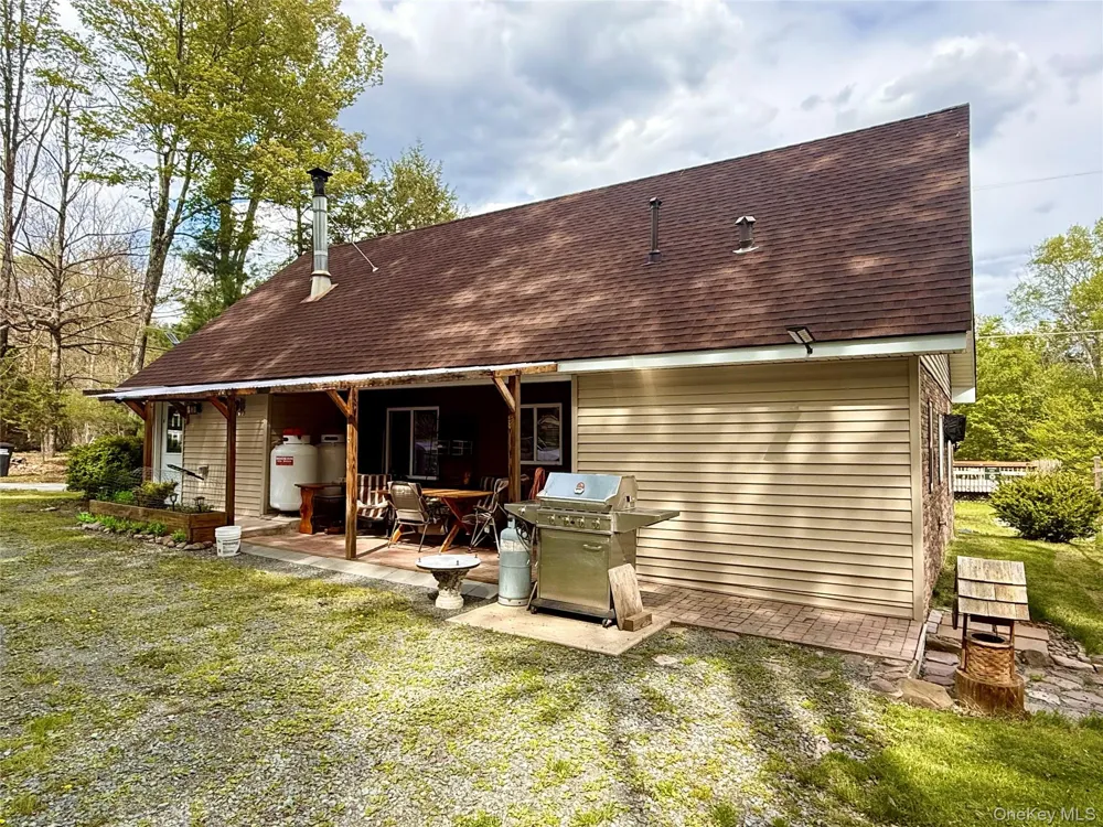 23 Woodland Way Smallwood, NY 12778