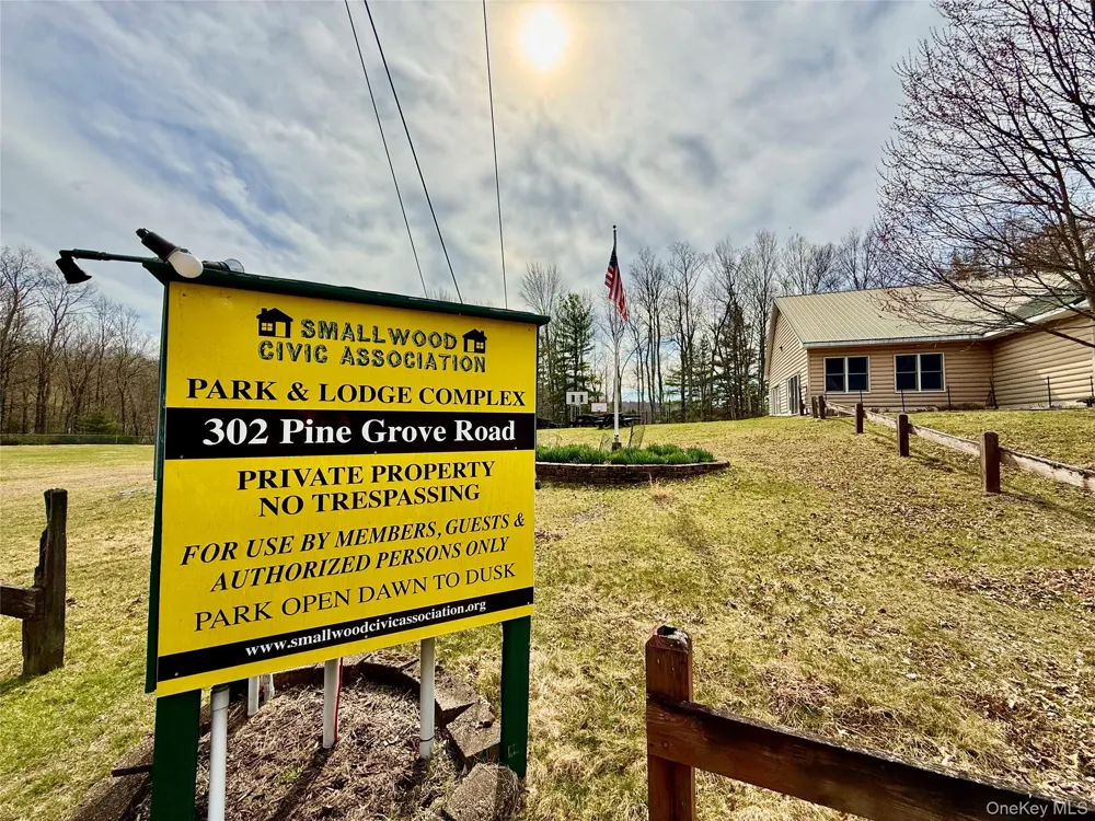 23 Woodland Way Smallwood, NY 12778