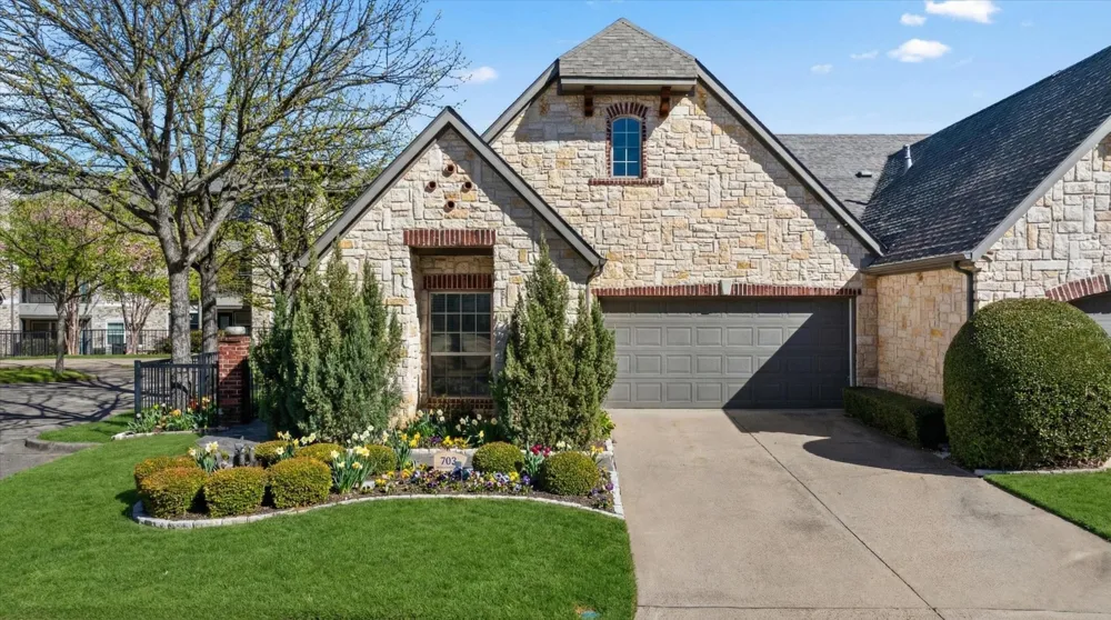 703 Avalon Court Granbury, TX 76048