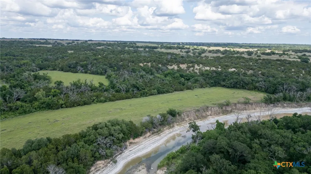 1233 County Road 434 Hamilton, TX 76531