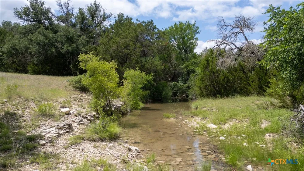 1233 County Road 434 Hamilton, TX 76531