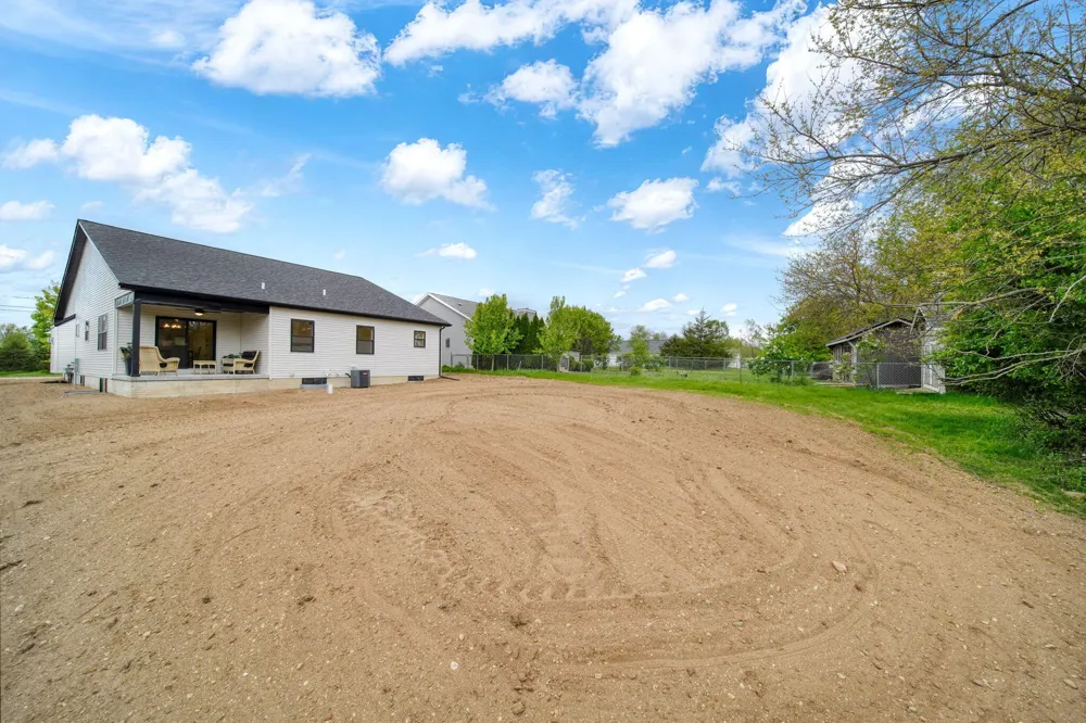 237 Ambler Drive Columbia Township, MI 49230
