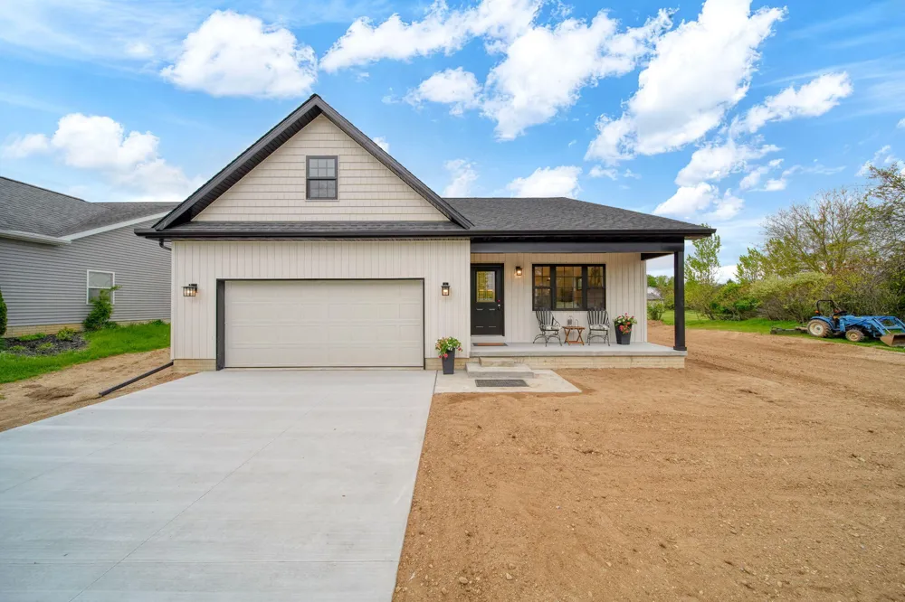 237 Ambler Drive Columbia Township, MI 49230