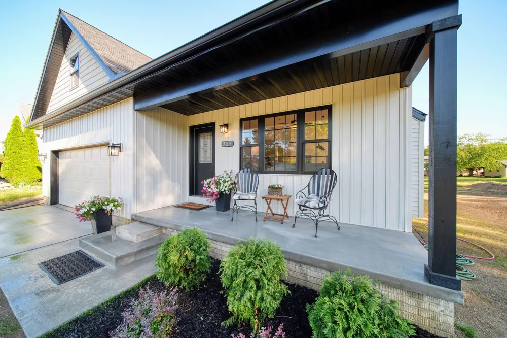 237 Ambler Drive Columbia Township, MI 49230
