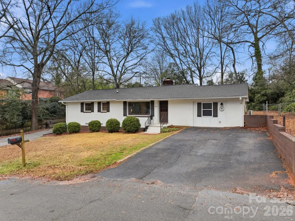 105 College Heights Boulevard Clemson, SC 29631