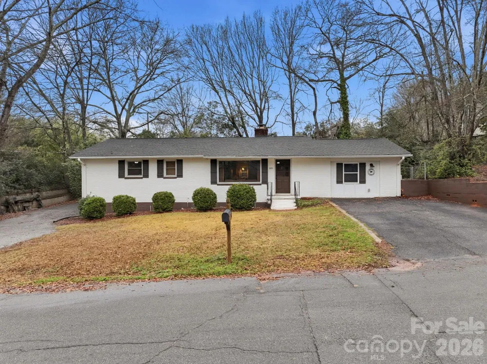 105 College Heights Boulevard Clemson, SC 29631