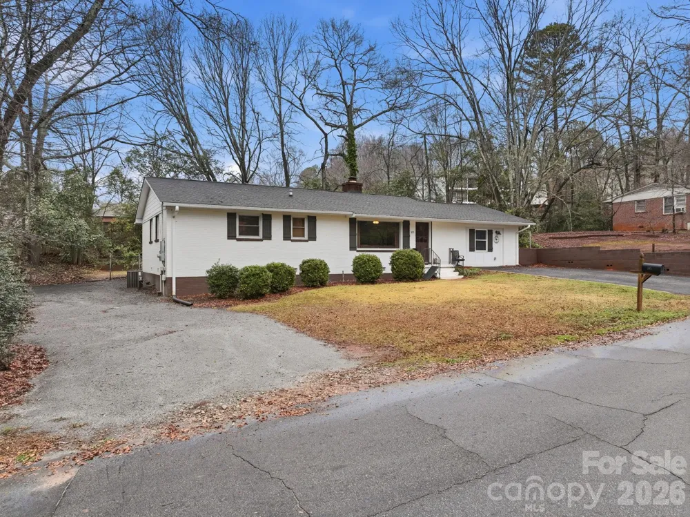 105 College Heights Boulevard Clemson, SC 29631