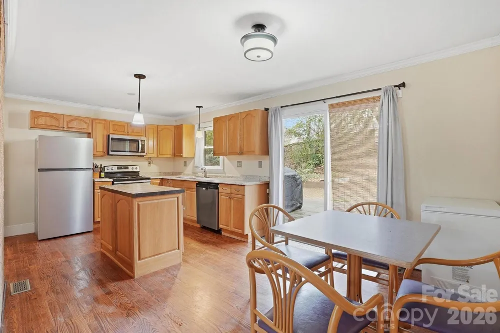 105 College Heights Boulevard Clemson, SC 29631