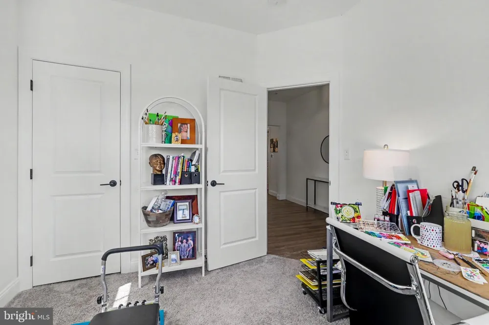 4322 ASHDON DRIVE Harrisburg, PA 17112