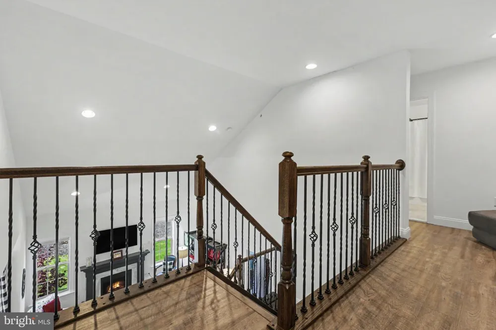 4322 ASHDON DRIVE Harrisburg, PA 17112