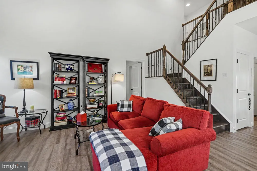 4322 ASHDON DRIVE Harrisburg, PA 17112
