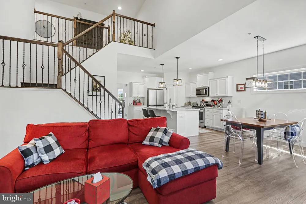 4322 ASHDON DRIVE Harrisburg, PA 17112