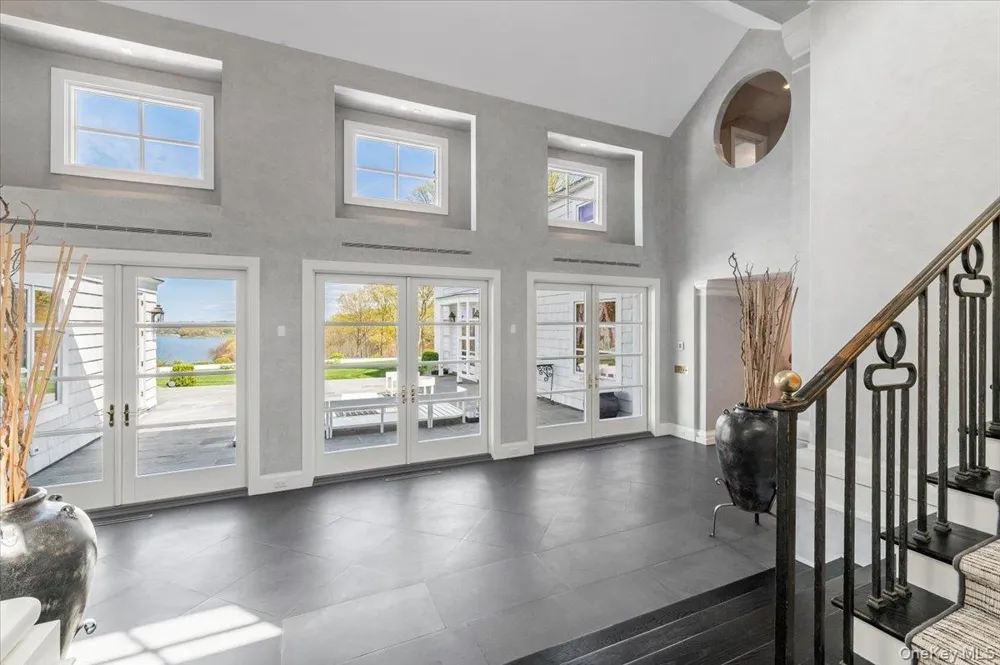 233 Cleft Road Mill Neck, NY 11765