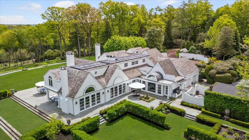 233 Cleft Road Mill Neck, NY 11765