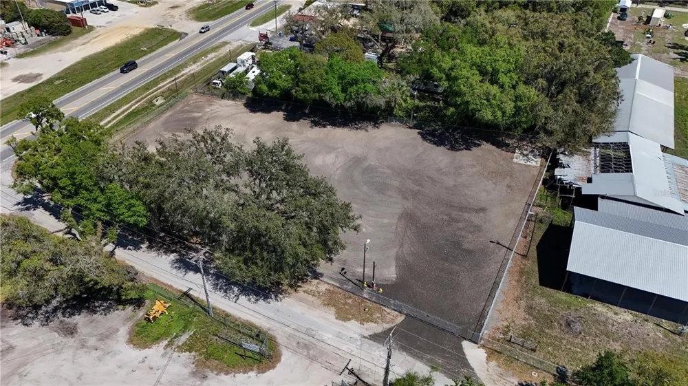 11703 US 301 HIGHWAY Thonotosassa, FL 33592