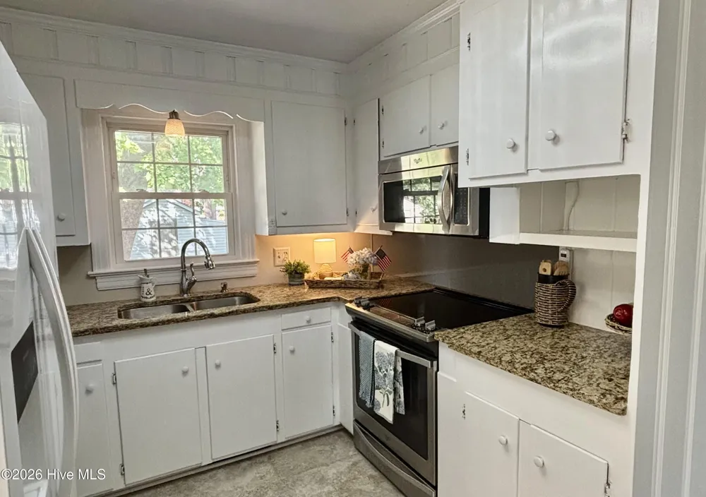 2104 Charles Boulevard Greenville, NC 27858