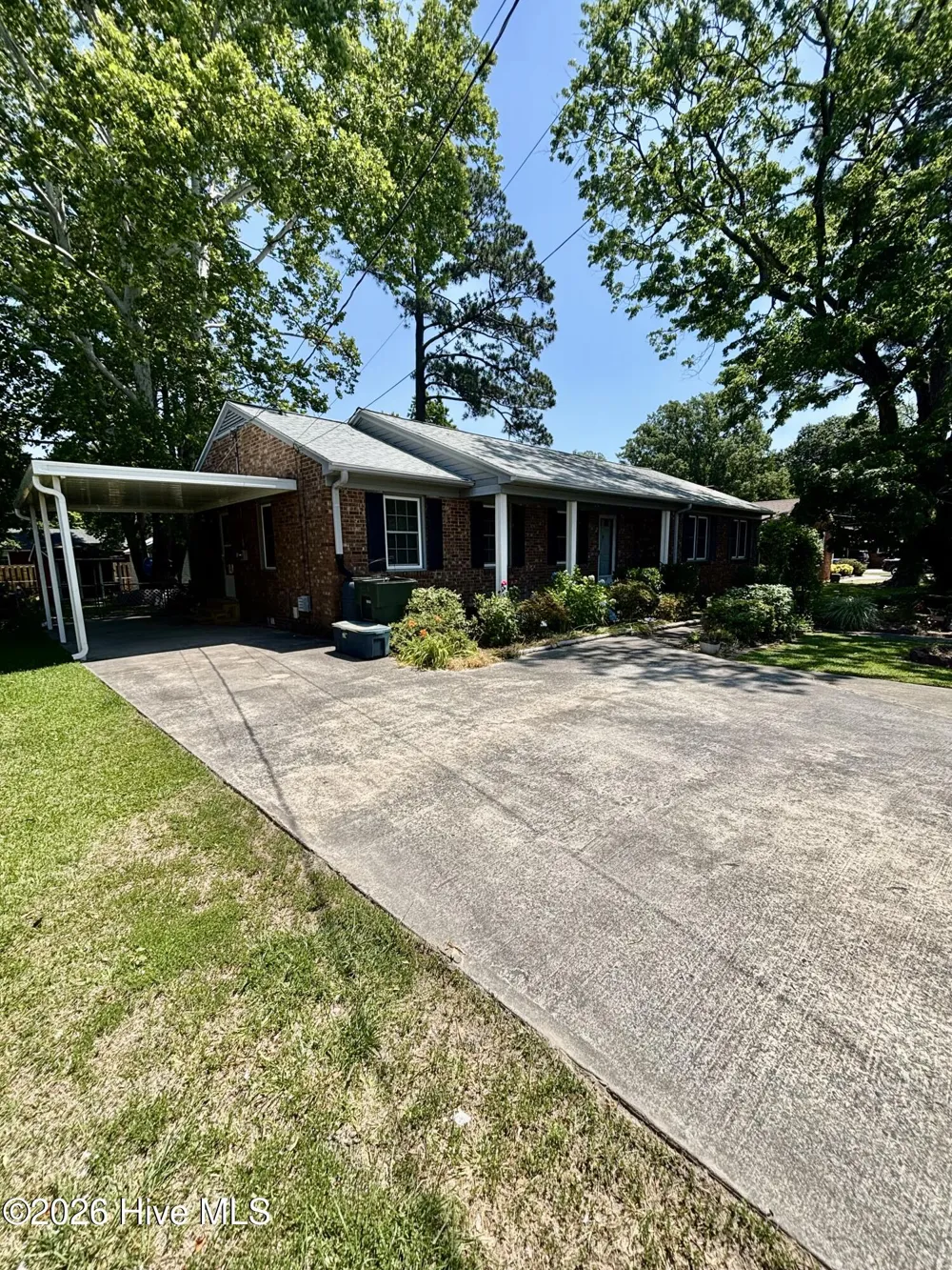 2104 Charles Boulevard Greenville, NC 27858