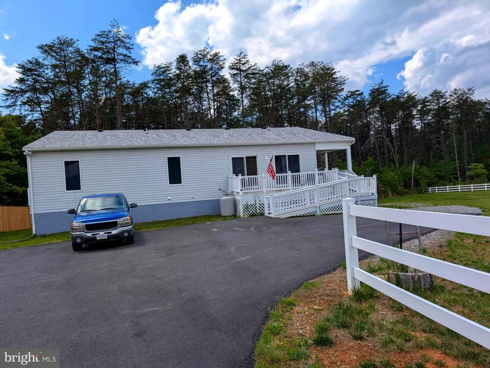 5172 COURTHOUSE ROAD Spotsylvania, VA 22551
