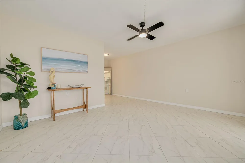 250 126TH AVENUE #104 Treasure Island, FL 33706